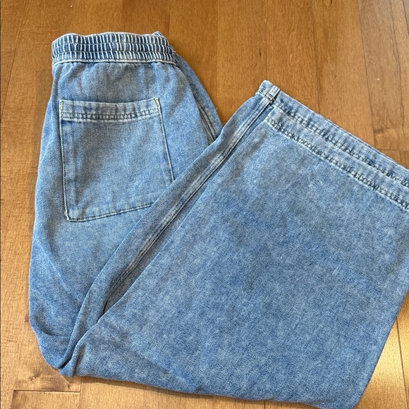 H&M Drawstring Wide Leg Jeans - Picture 1 of 3